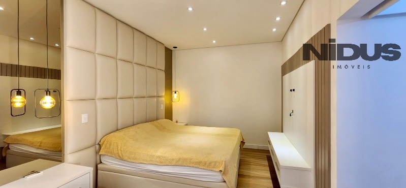 Casa, 3 quartos, 246 m² - Foto 32