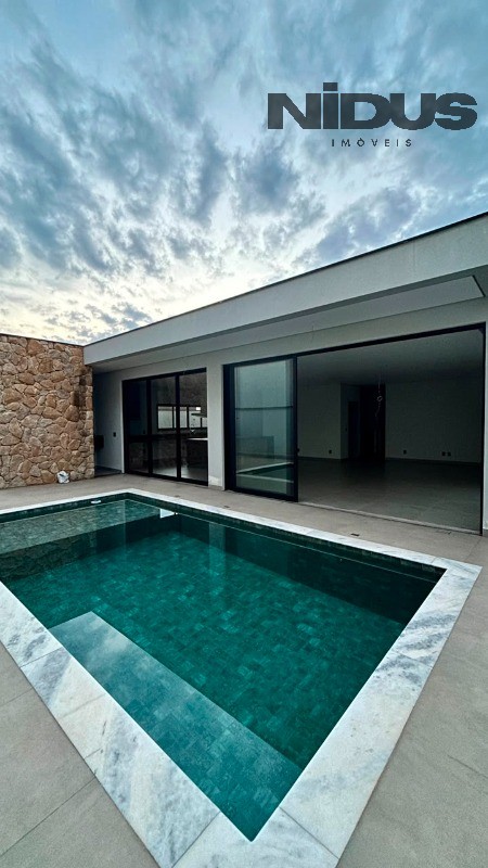 Casa, 3 quartos, 410 m² - Foto 3