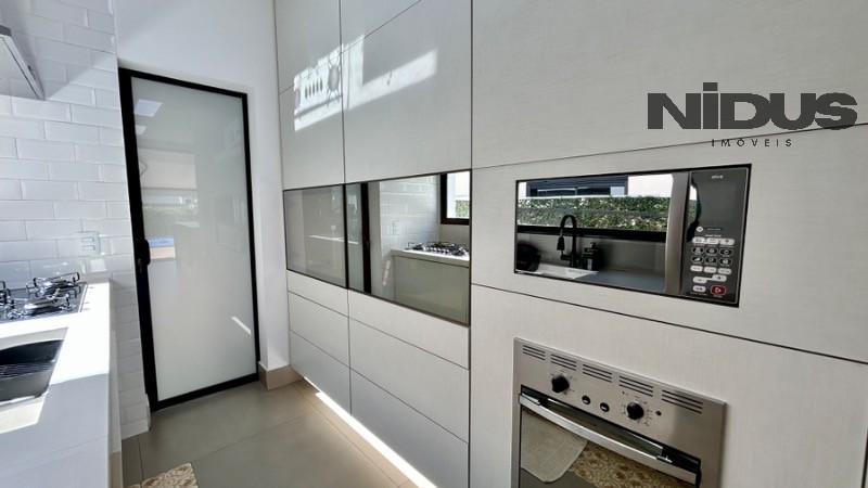 Casa, 3 quartos, 246 m² - Foto 46
