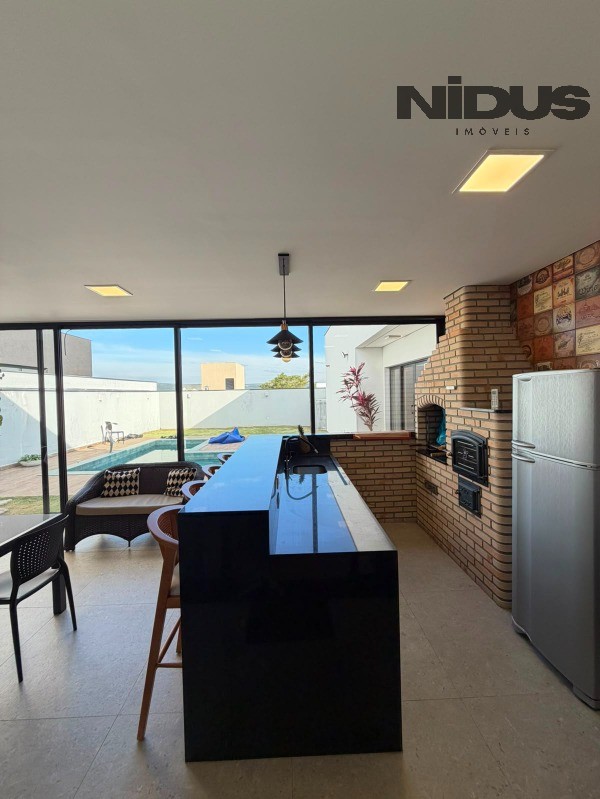 Casa, 3 quartos, 217 m² - Foto 15