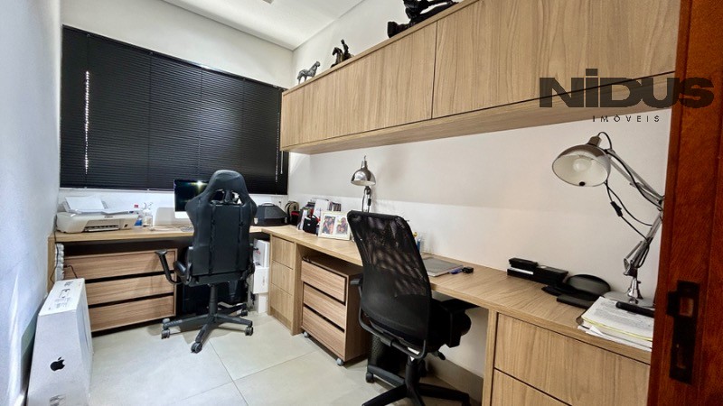 Casa, 3 quartos, 246 m² - Foto 6