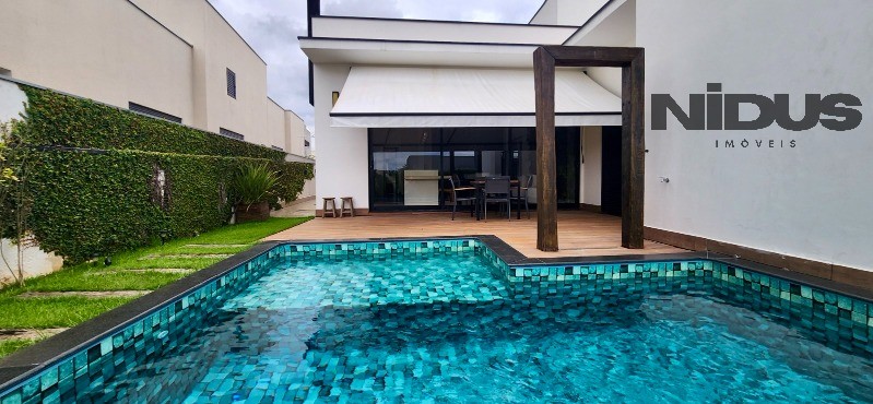 Casa, 3 quartos, 246 m² - Foto 4