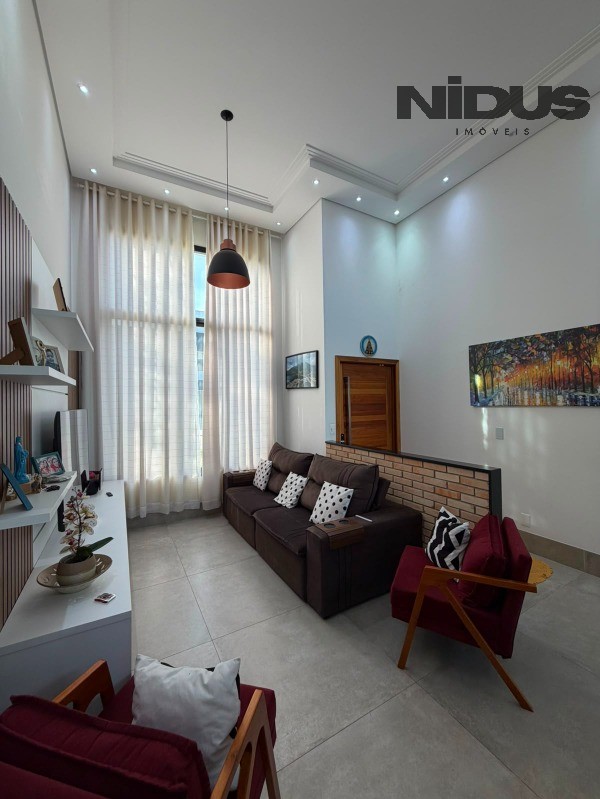 Casa, 3 quartos, 217 m² - Foto 2