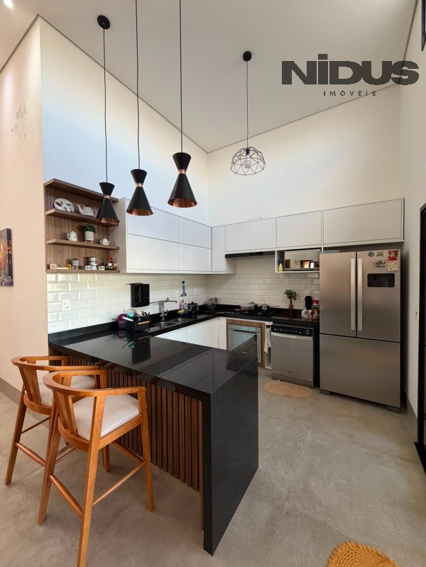 Casa, 3 quartos, 217 m² - Foto 7
