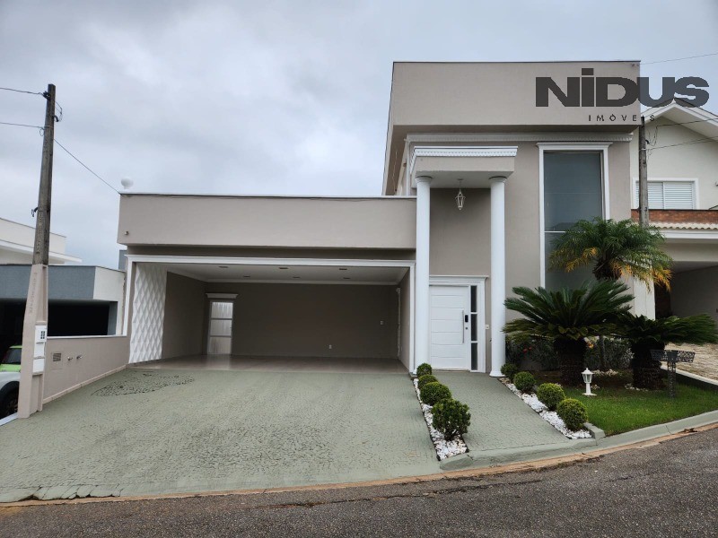 Casa, 3 quartos, 256 m² - Foto 1