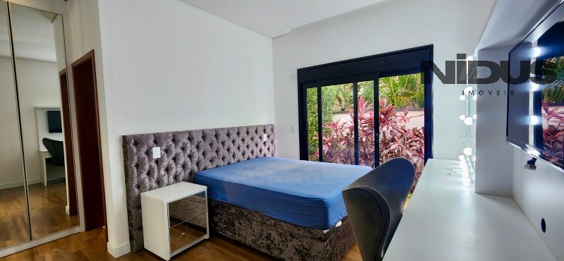 Casa, 3 quartos, 246 m² - Foto 35