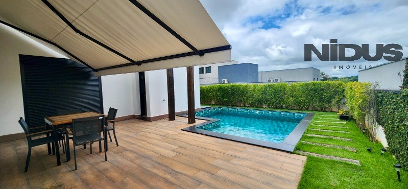 Casa, 3 quartos, 246 m² - Foto 13