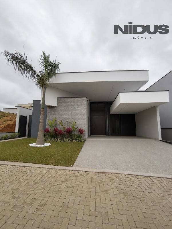 Casa, 3 quartos, 137 m² - Foto 1