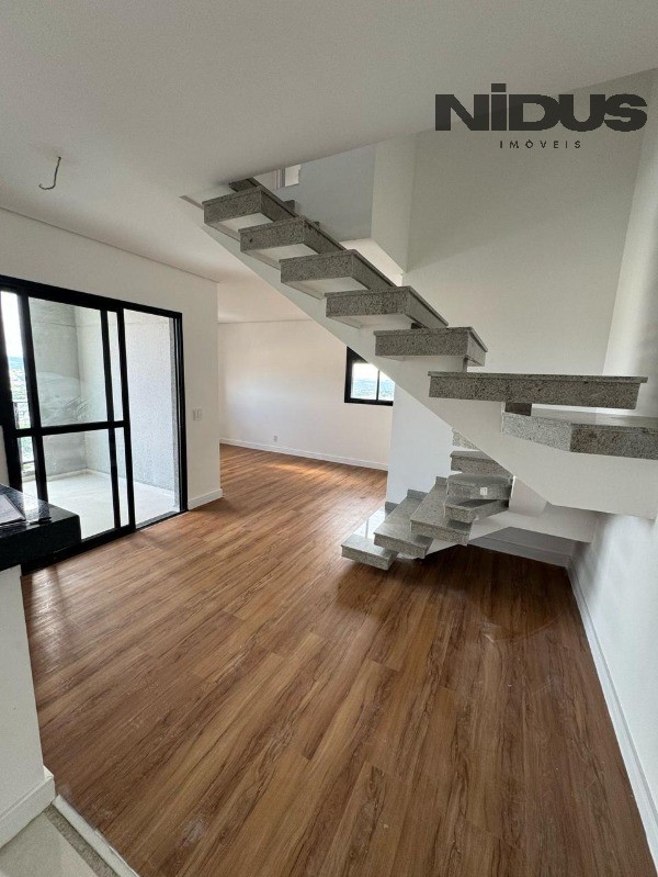 Apartamento, 3 quartos, 100 m² - Foto 1