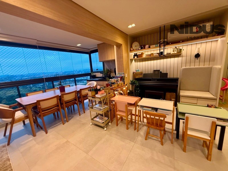 Apartamento, 3 quartos, 133 m² - Foto 1