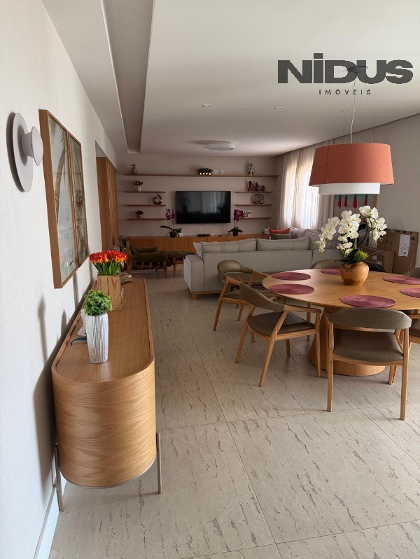 Apartamento, 4 quartos, 241 m² - Foto 2