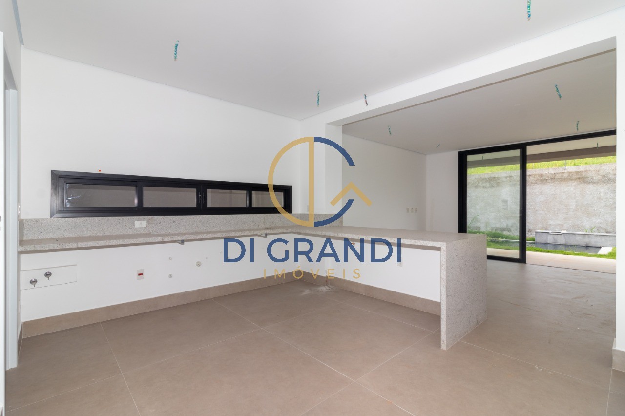 Casa, 3 quartos, 269 m² - Foto 14