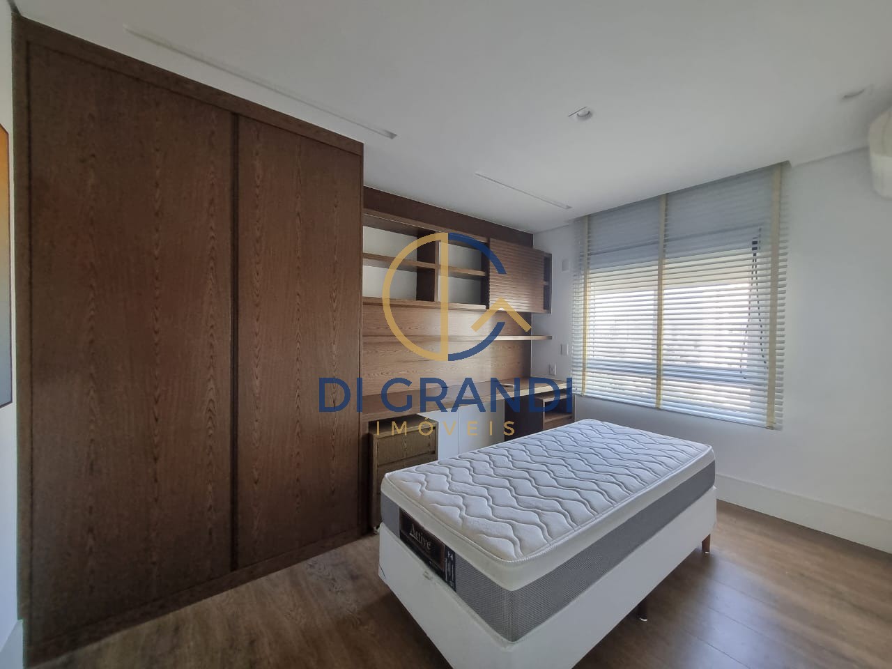 Apartamento, 3 quartos, 189 m² - Foto 4