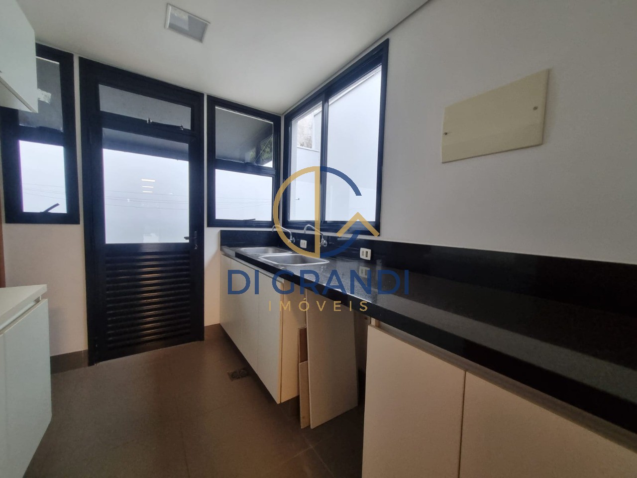 Casa, 3 quartos, 360 m² - Foto 33