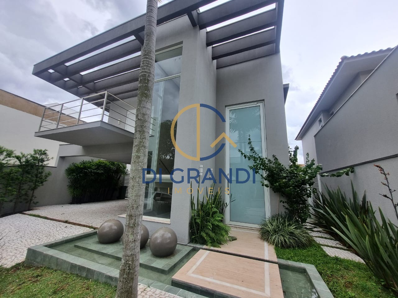Casa, 4 quartos, 279 m² - Foto 1