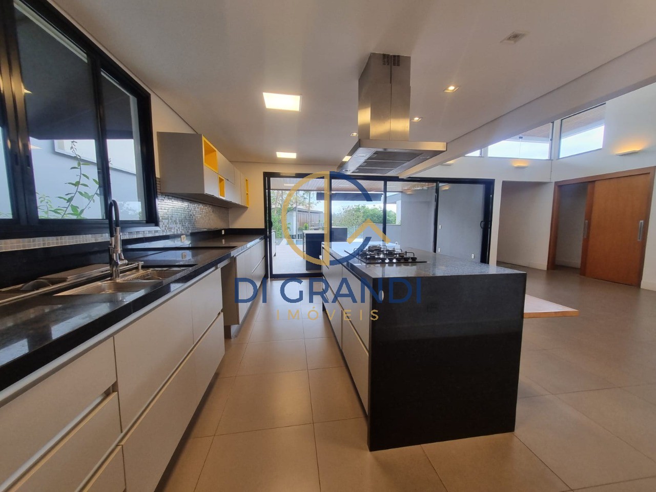 Casa, 3 quartos, 360 m² - Foto 3