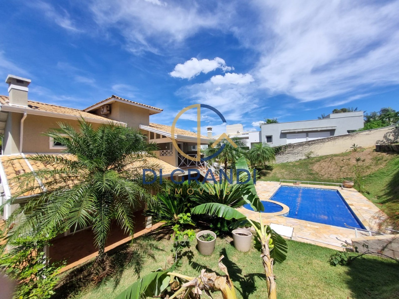 Casa, 4 quartos, 317 m² - Foto 2