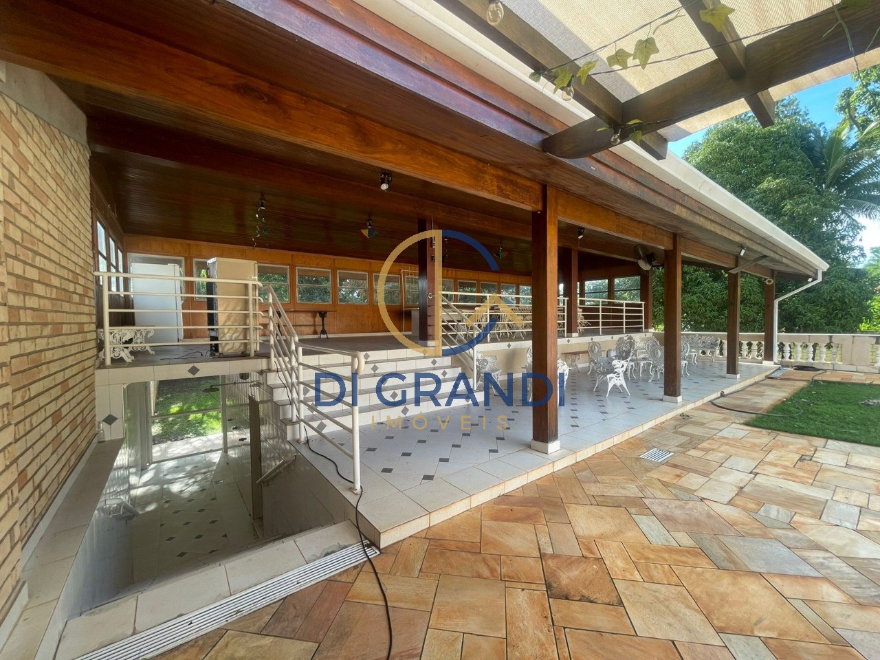 Casa, 5 quartos, 685 m² - Foto 1