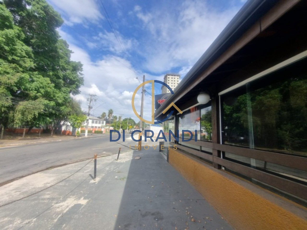 Loja-Salão, 240 m² - Foto 2