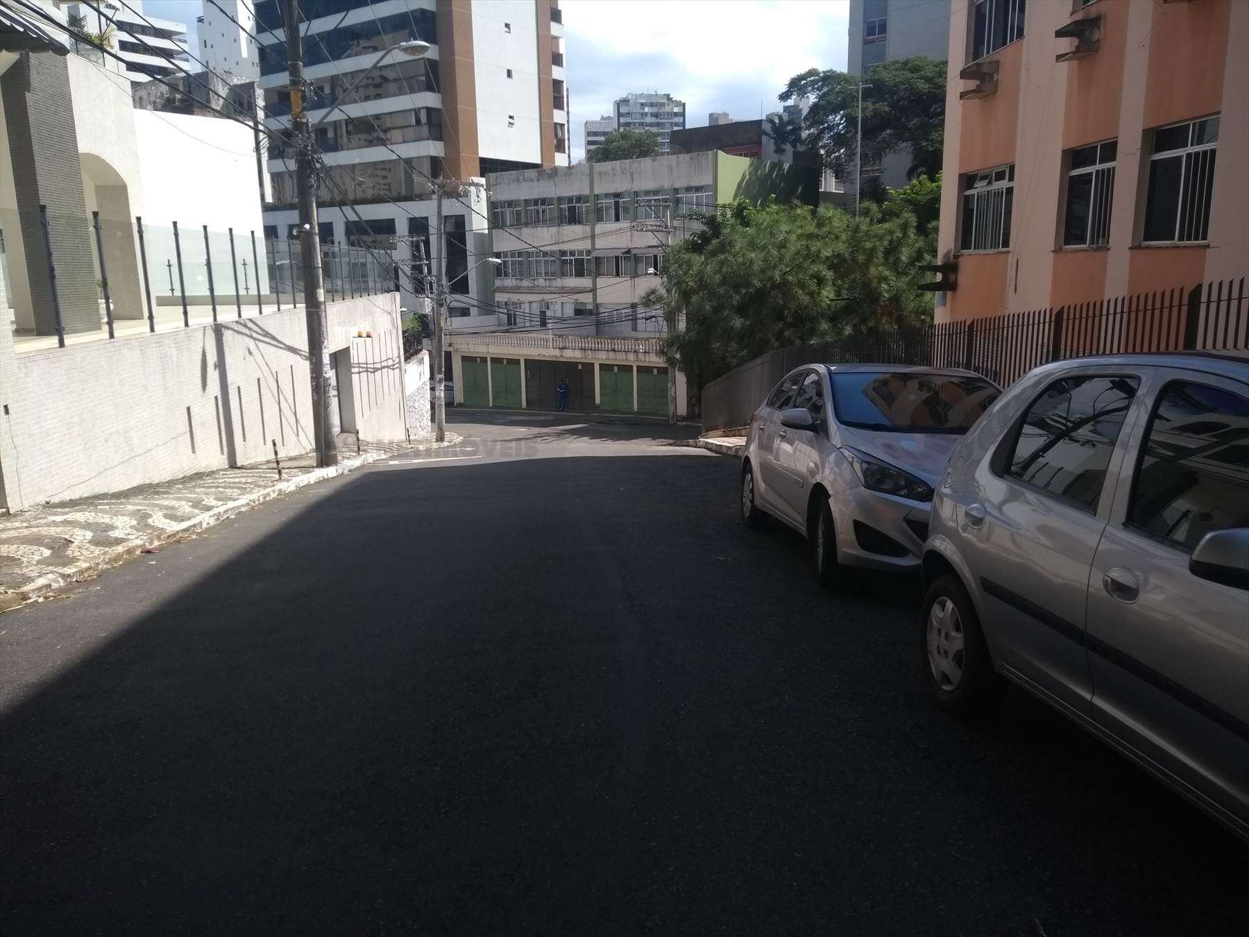 Apto 3/4 com vaga por 390mil!!prox ao shopping barra