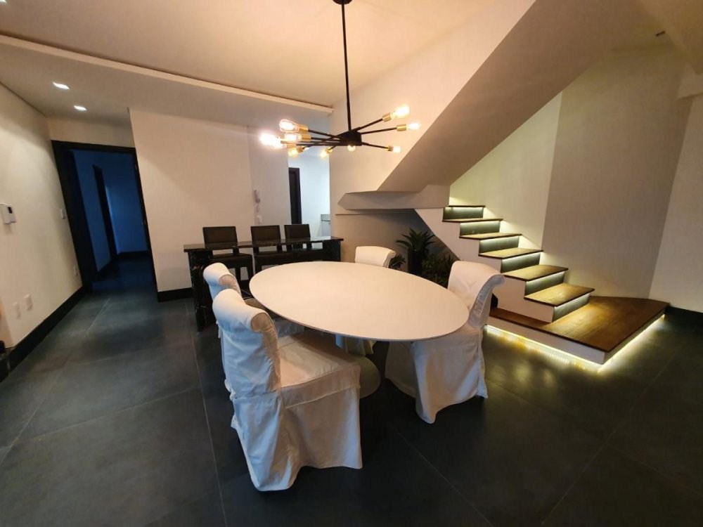 Cobertura de luxo à venda em balneário camboriú-sc, no bairr