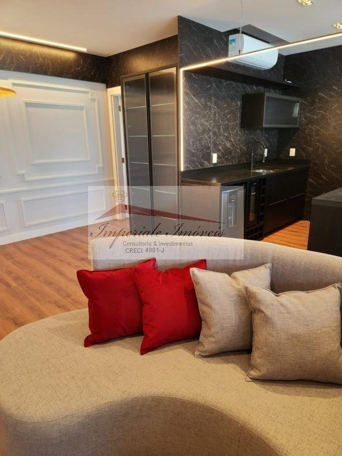 Apartamento de Luxo à Venda em Balneário Camboriú - 3 Quartos, 3 Suítes, 2 Salas, 4 Banheiros - Imperdível!