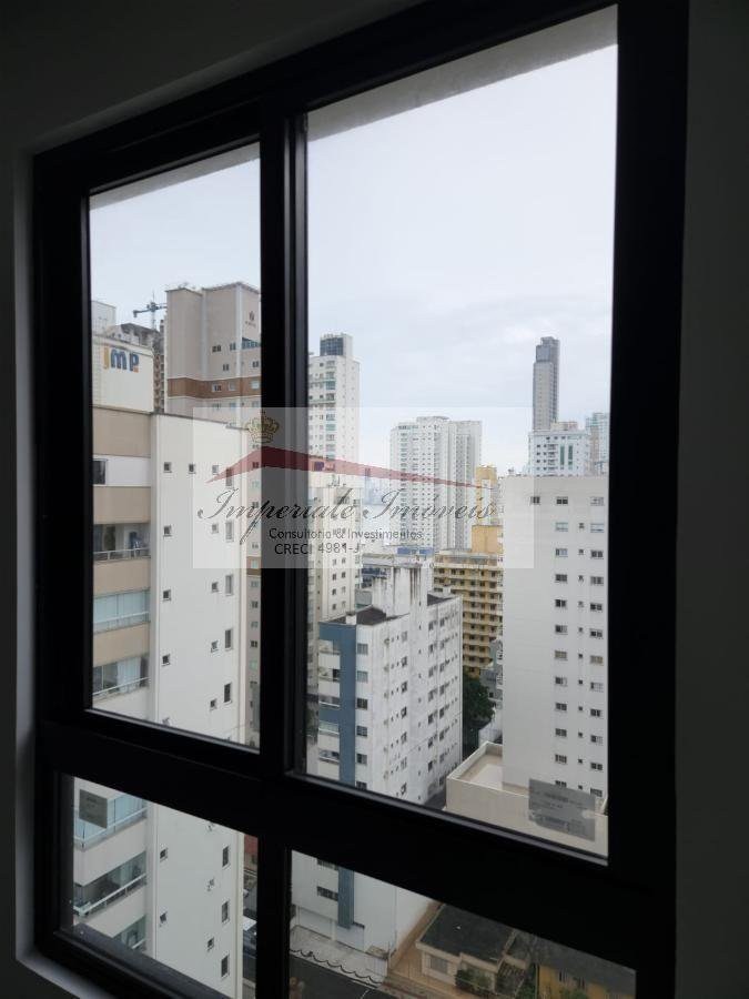 Apartamento de Luxo à Venda em Balneário Camboriú - 3 Quartos, 3 Suítes, 2 Salas, 4 Banheiros - Imperdível!