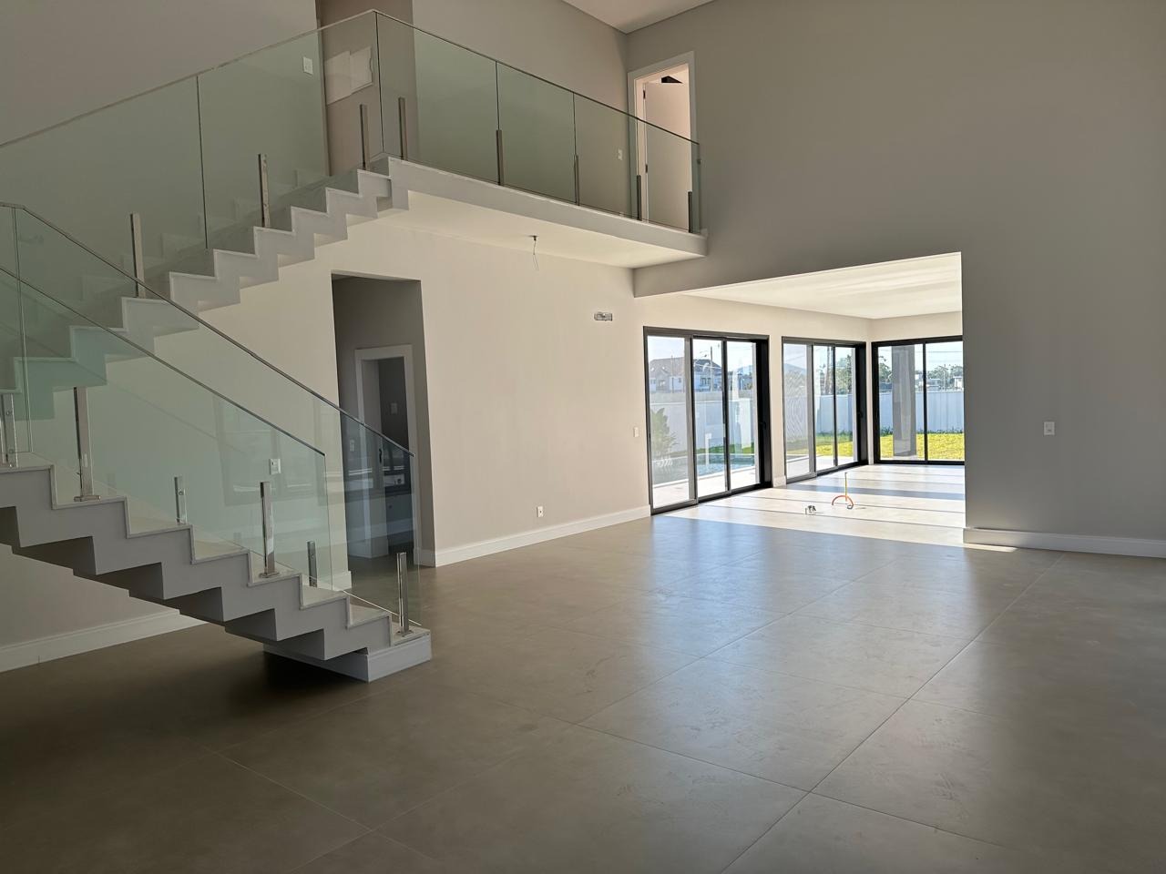 Casa de luxo em condomínio: 4 quartos, 4 suítes, 3 salas, 4 vagas na Santa Regina, Camboriú-SC - 380m² de área - foto 17
