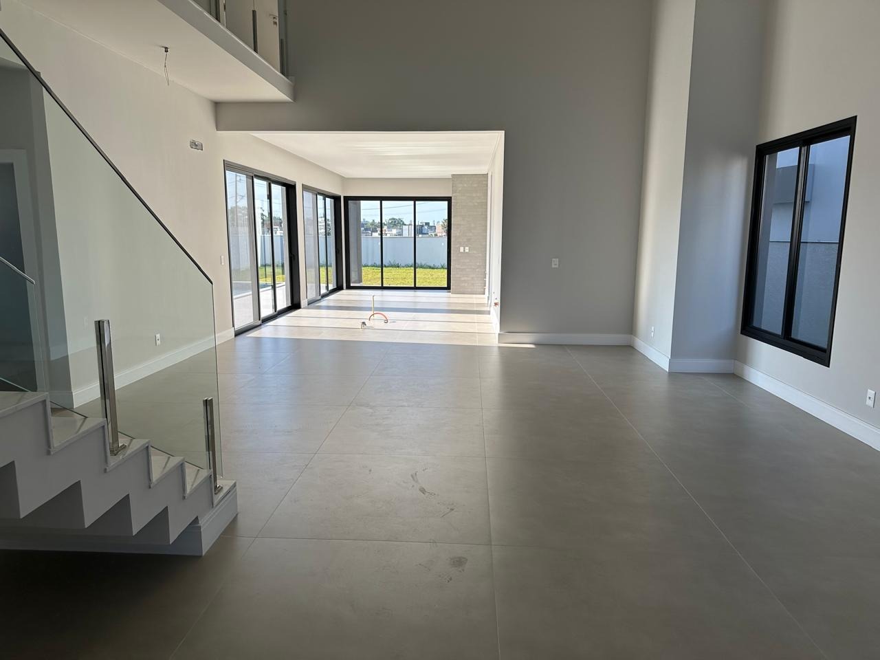 Casa de luxo em condomínio: 4 quartos, 4 suítes, 3 salas, 4 vagas na Santa Regina, Camboriú-SC - 380m² de área - foto 23