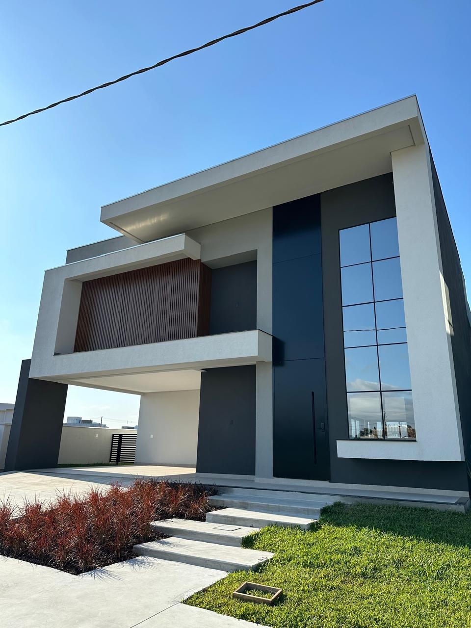 Casa de luxo em condomínio: 4 quartos, 4 suítes, 3 salas, 4 