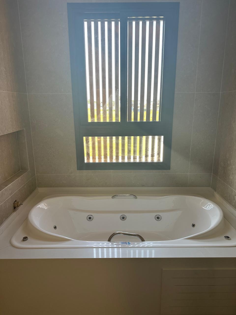 Casa de luxo em condomínio: 4 quartos, 4 suítes, 3 salas, 4 vagas na Santa Regina, Camboriú-SC - 380m² de área - foto 28