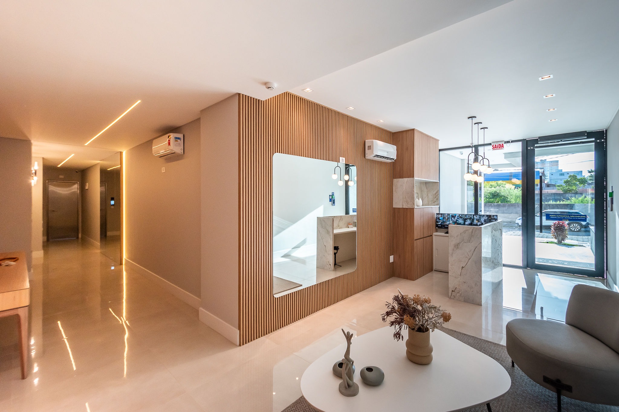 Imperdível: Apartamento à venda em Itajaí-SC, bairro Fazenda, 2 quartos, 2 suítes, 2 salas, 1 vaga de garagem, 73,46 m².