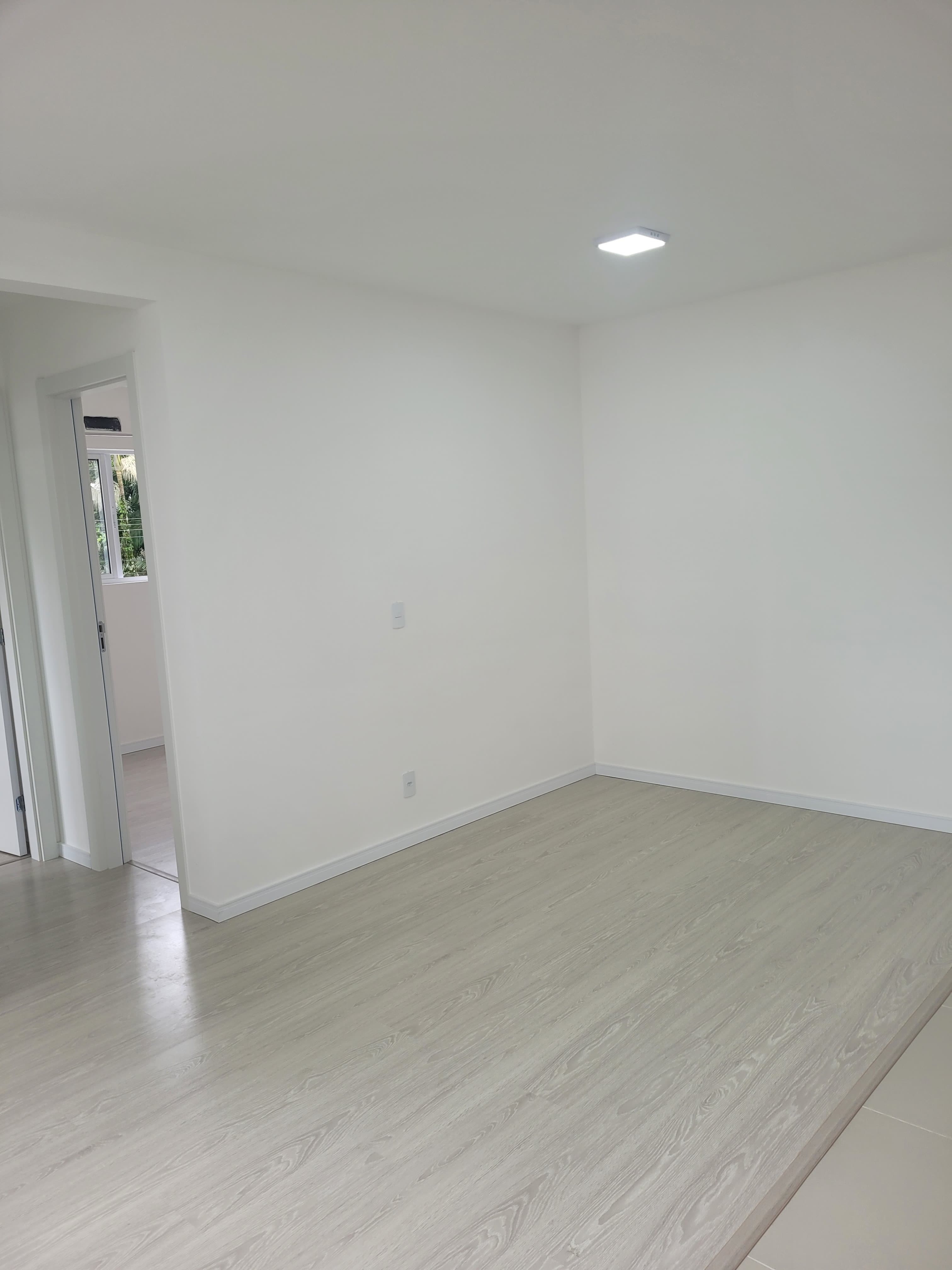 Apartamento para locação na Ressacada, Itajaí-SC: 2 quartos, 2 salas, 1 vaga de garagem, 56m²! Aproveite já!