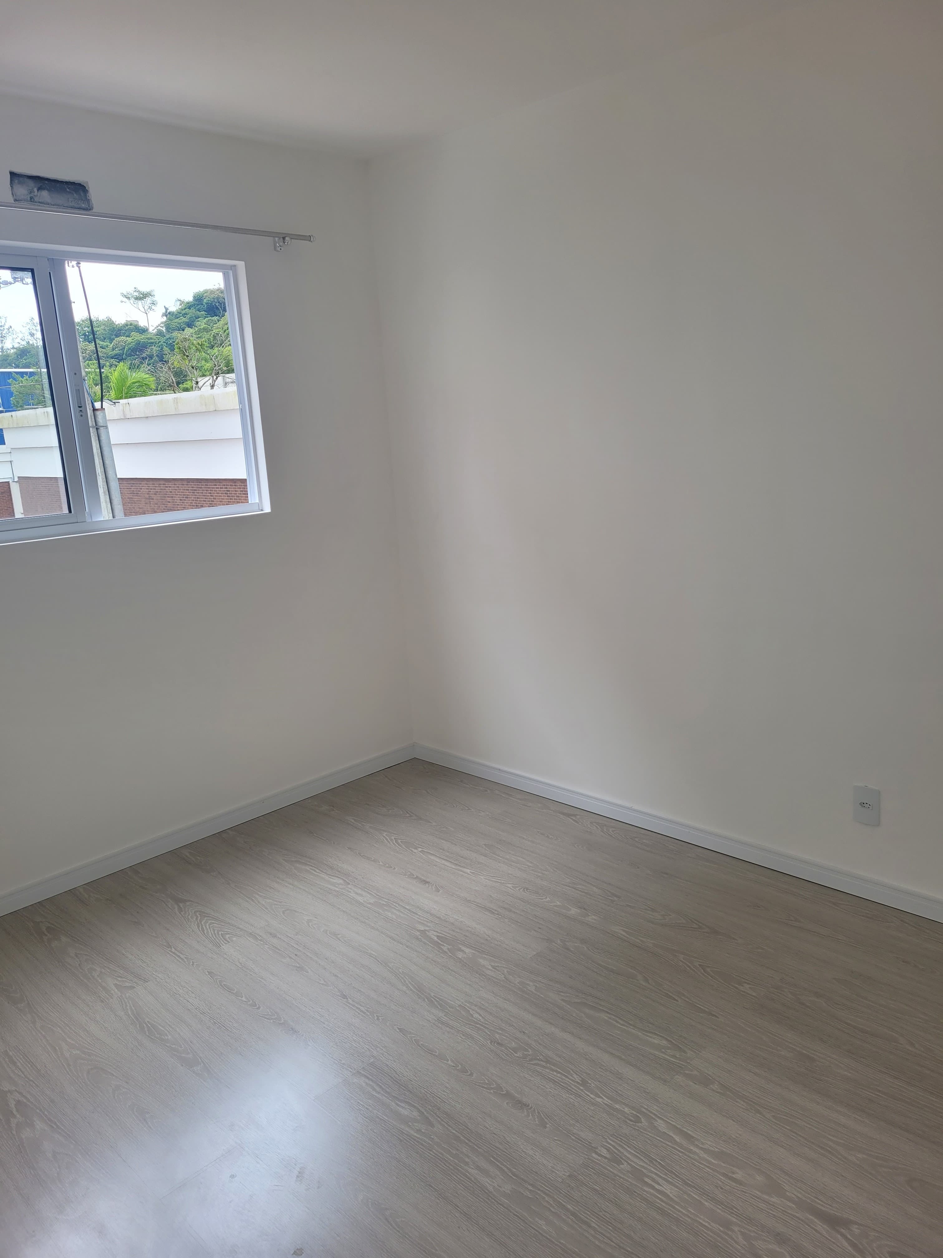 Apartamento para locação na Ressacada, Itajaí-SC: 2 quartos, 2 salas, 1 vaga de garagem, 56m²! Aproveite já!