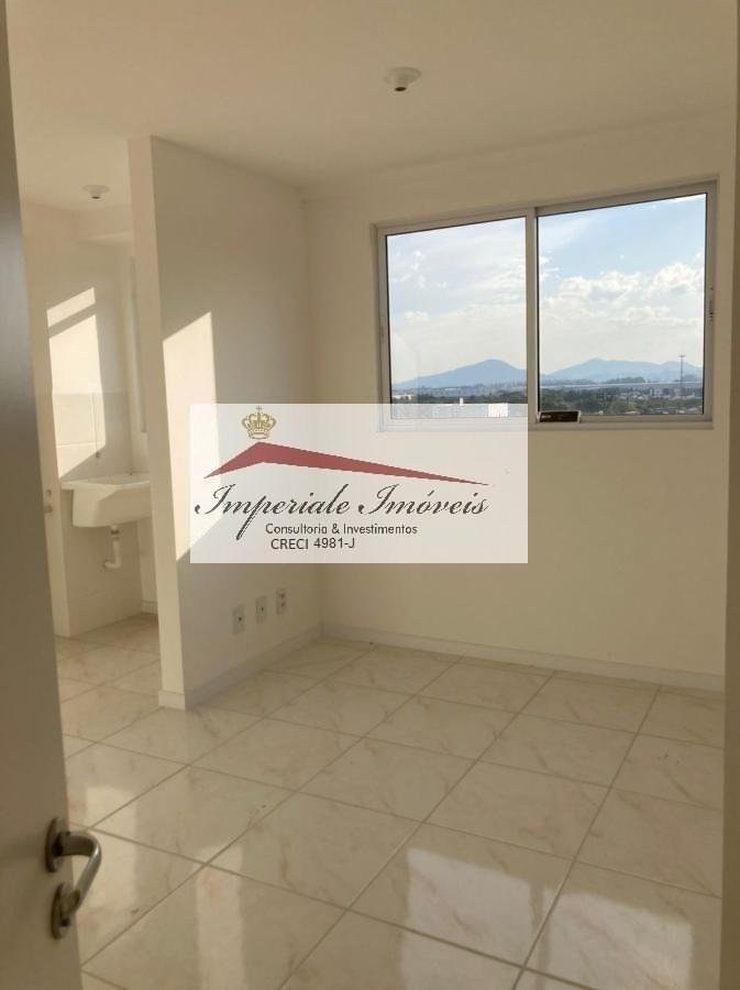 Apartamento à venda em Itajaí-SC, no bairro Carvalho! 2 quartos, 2 salas, 1 banheiro, 1 vaga de garagem, 58,35 m².
