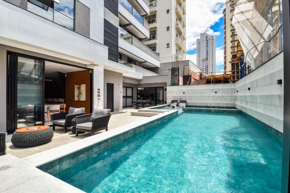 Apartamento de alto padrão à venda em Itajaí-SC, 3 quartos, 1 suíte, 2 banheiros, 2 vagas de garagem, 115m² - Bairro Fazenda.