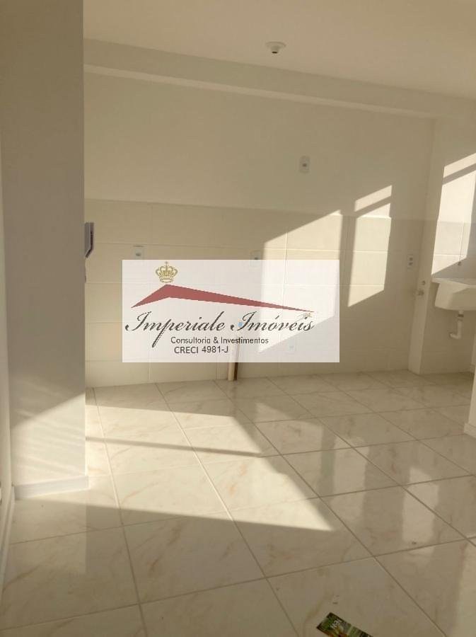 Apartamento à venda em Itajaí-SC, no bairro Carvalho! 2 quartos, 2 salas, 1 banheiro, 1 vaga de garagem, 58,35 m².