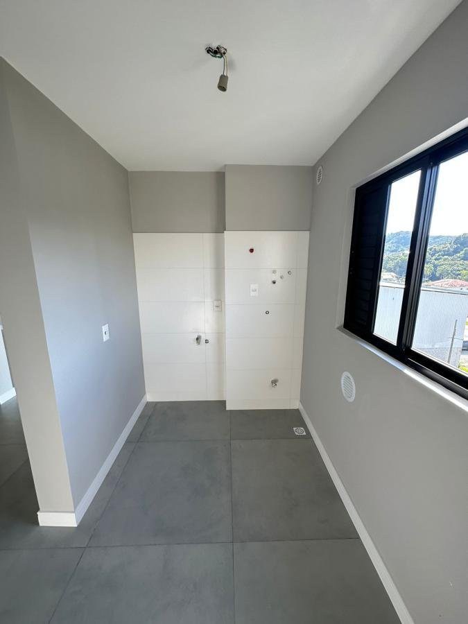 Apartamento à venda em balneário camboriú-sc, ariribá: 2 qua