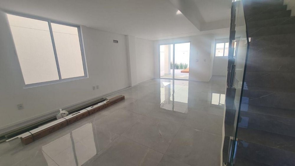 Sobrado de luxo à venda em itajaí-sc - 3 quartos, 3 suítes, 