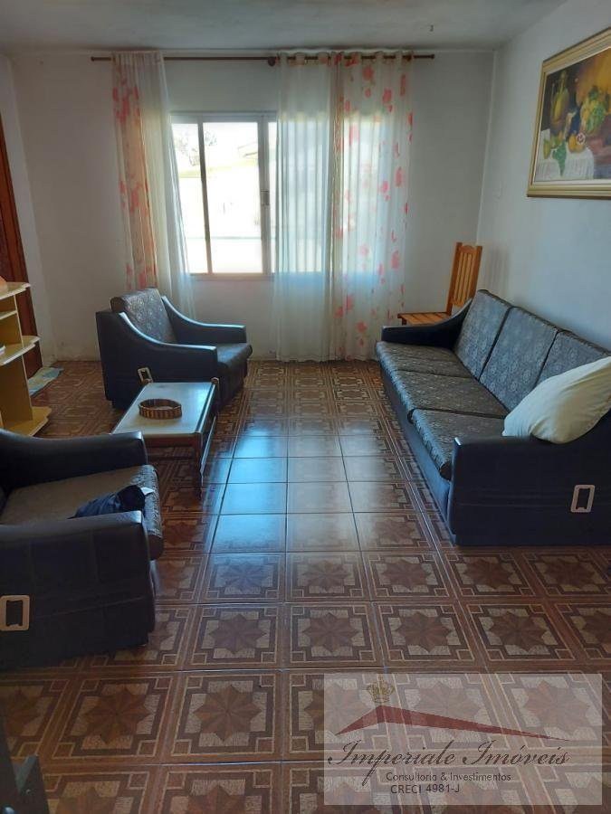Imperdível oportunidade: Casa à venda em Itajaí-SC, São João, 2 quartos, 2 salas, 1 banheiro, 3 vagas, 600m². Confira!