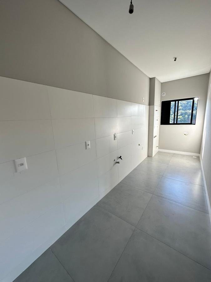 Apartamento à venda em balneário camboriú-sc, ariribá: 2 qua