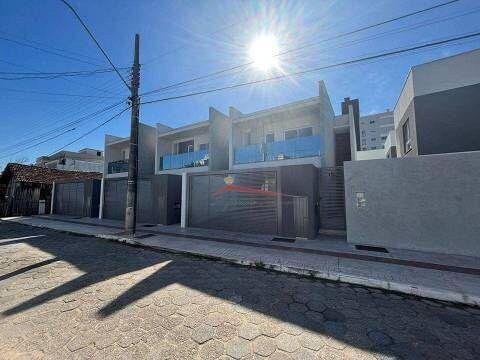 Sobrado de luxo à venda em itajaí-sc - 3 quartos, 3 suítes, 