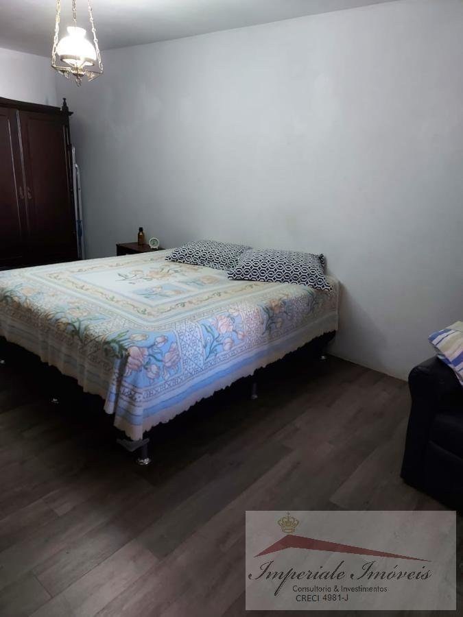 Imperdível oportunidade: Casa à venda em Itajaí-SC, São João, 2 quartos, 2 salas, 1 banheiro, 3 vagas, 600m². Confira!