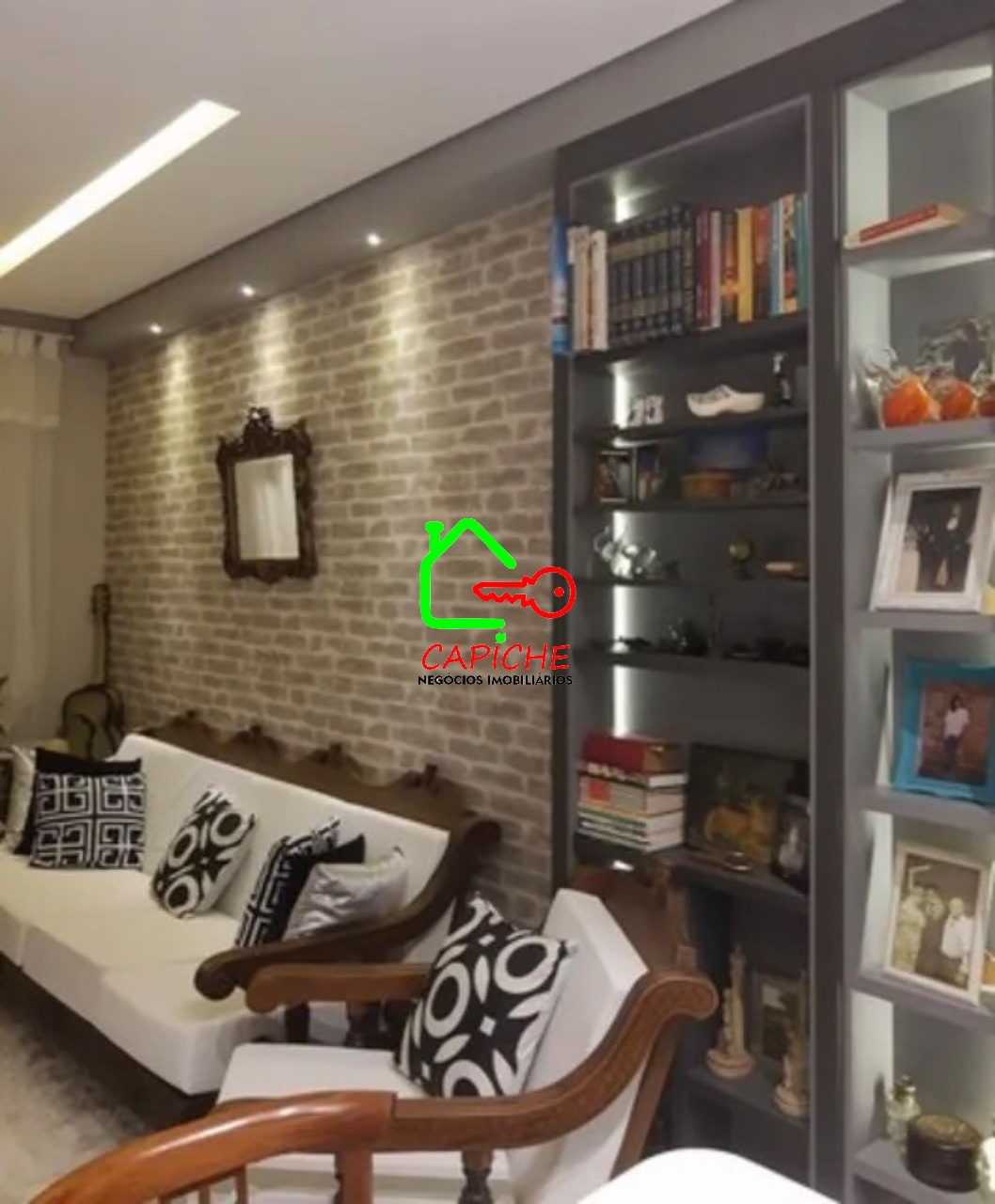 Apartamento à venda com 2 quartos, 85m² - Foto 1