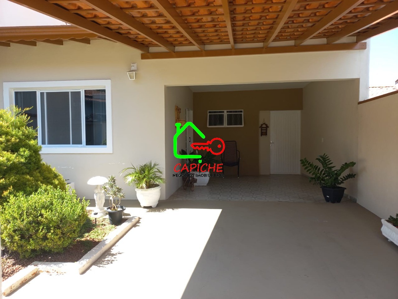 Casa à venda com 2 quartos - Foto 1