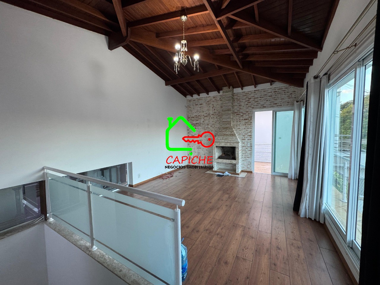 Casa de Condomínio para alugar com 4 quartos, 310m² - Foto 18