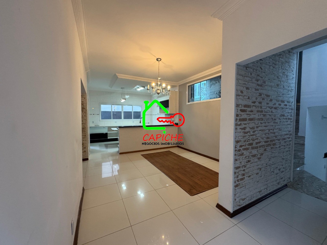 Casa de Condomínio para alugar com 4 quartos, 310m² - Foto 6