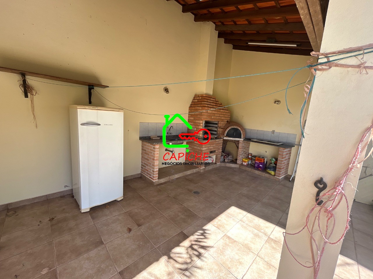 Casa para alugar com 3 quartos, 400m² - Foto 24