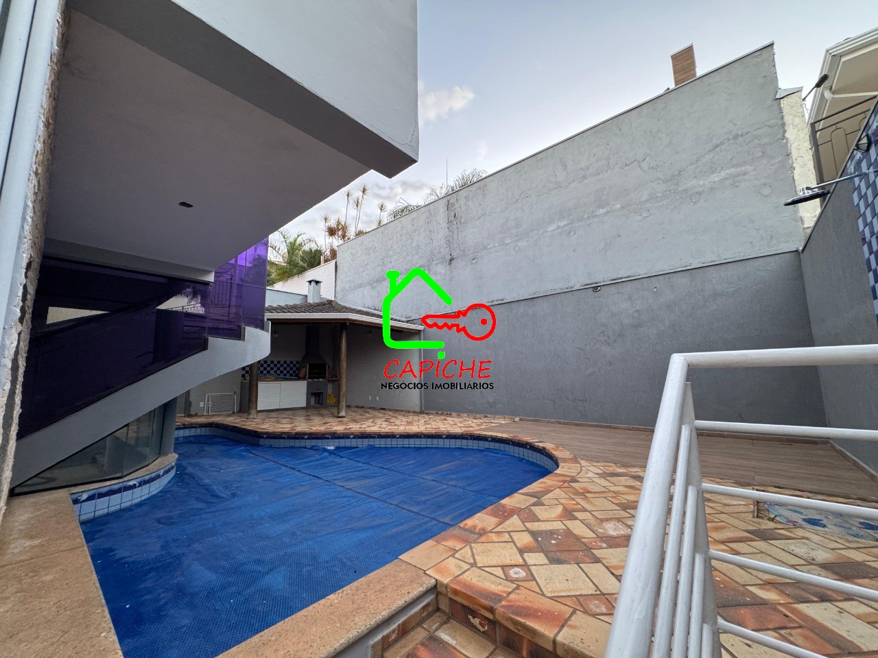 Casa de Condomínio para alugar com 4 quartos, 310m² - Foto 24