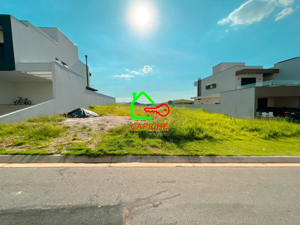 Terreno à venda, 609m² - Foto 1